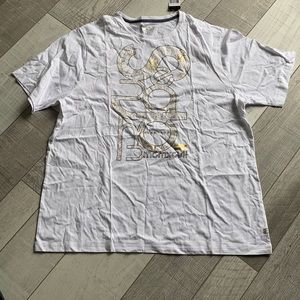 Sean John t-shirt